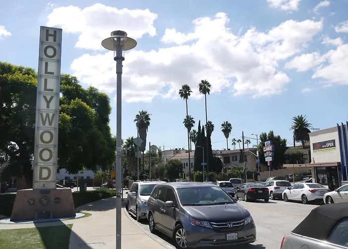 Trylon Hotel - Hollywood